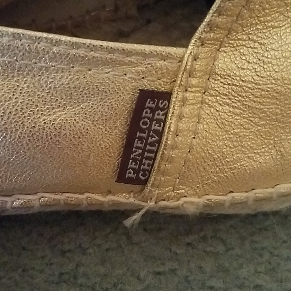 Shoes - Picture 3 of 5